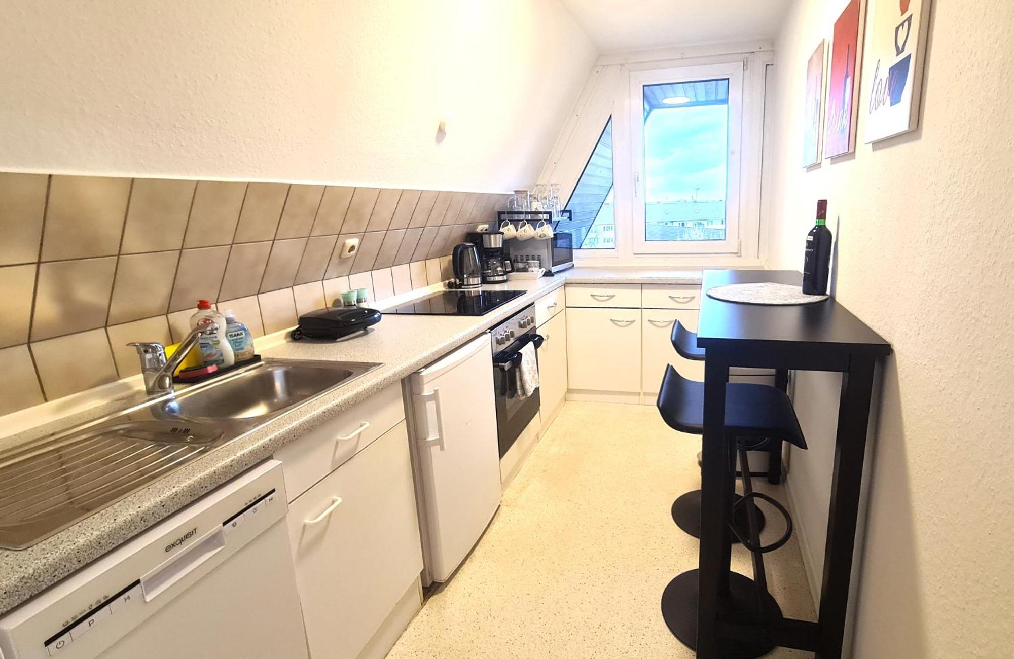Apartment Cozy 2, 2-room Flat For Vacation & Messe Duesseldorf, Perfect Connectivity Ratingen